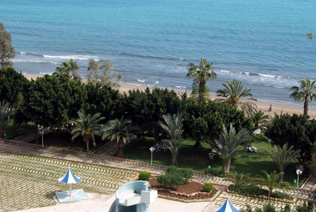 Mersin Green Tower Suites ميزيتلي المظهر الخارجي الصورة